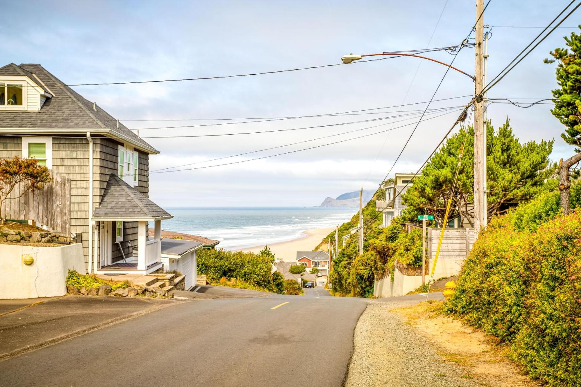 Beachy Keen Lincoln City Exterior photo